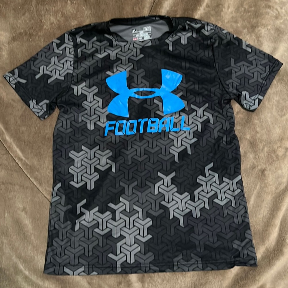 Boys Under Armour Heat Gear Short Sleeve Shirt Top Youth Large YLG Football